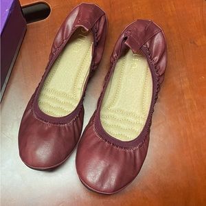 Ollio Women’s Comfort Ballet Flat